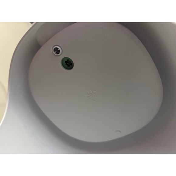 Momcozy water warmer for night feedings, instant bottle water warmer for formula - Picture 10 of 11